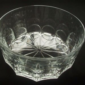 MCM SAINT-GOBAIN FRANCE DAISY FRUIT SALAD BOWL